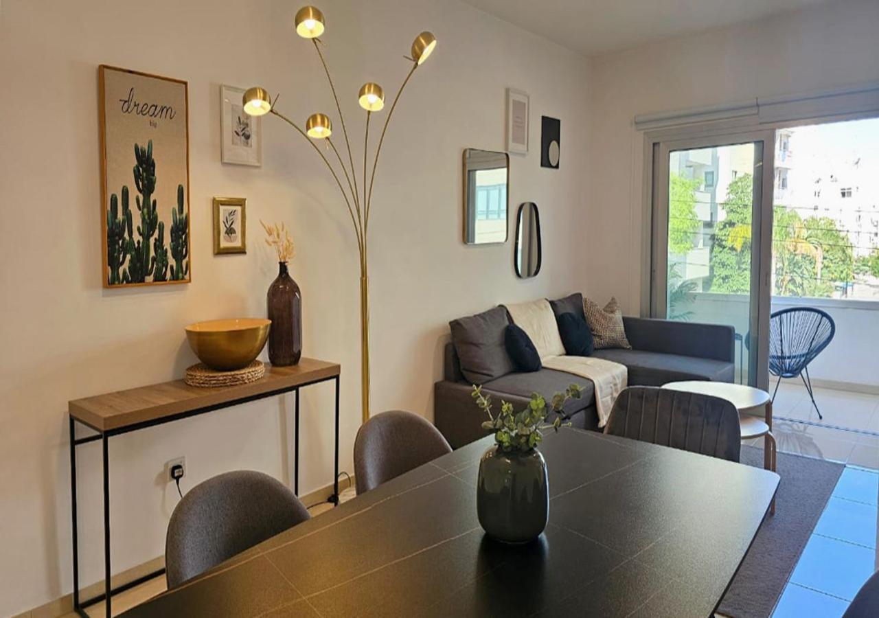 Phaedrus Living: City Centre Luxury Flat Esperidon 201 Nicosia Exterior foto