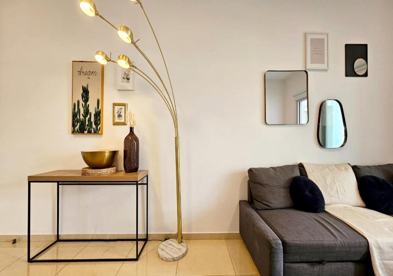 Phaedrus Living: City Centre Luxury Flat Esperidon 201 Nicosia Exterior foto