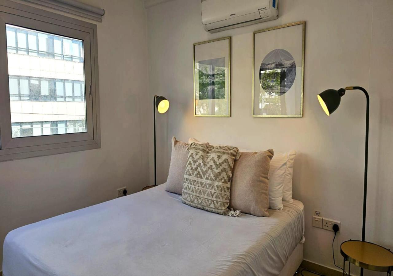 Phaedrus Living: City Centre Luxury Flat Esperidon 201 Nicosia Exterior foto